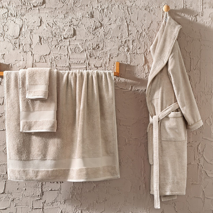 Classic Towel Essentials, 100% Cotton Jersey, Beige, 30x50 cm