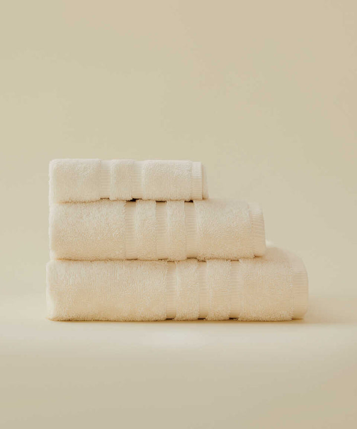 Cotton Towel Micro Touch, 100% Premium Cotton, Cream, 50x100 cm