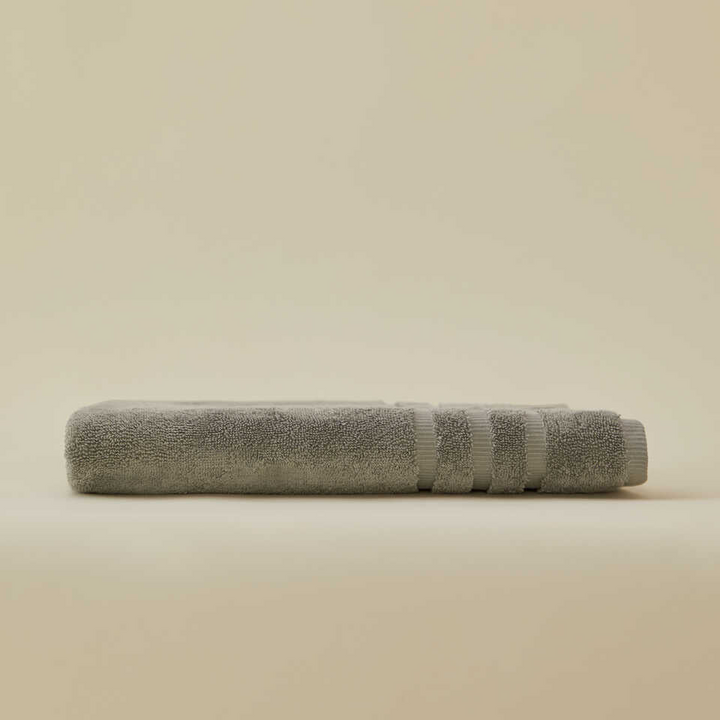Bavlněný ručník/osuška Micro Touch, šedé/ve stříbrné barvě, 30x50 cm
