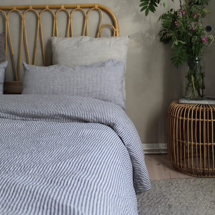 Thin Black Stripes Linen Duvet Cover Set, 135x200 cm, Linen Tales